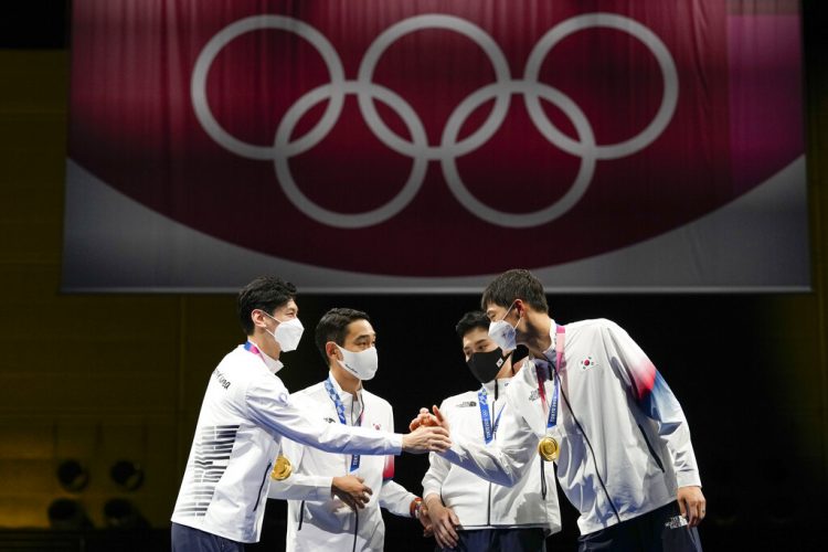 Tough training pays off for South Korea with fencing gold